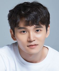 Han Joon Woo