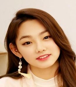 Kang Mi Na